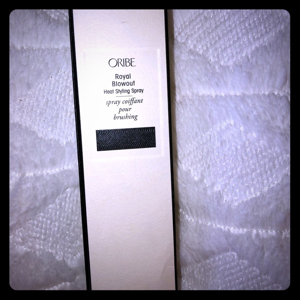 Oribe Royal Blowout spray